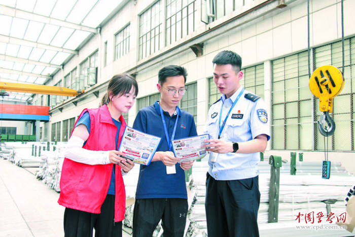 徐志浩：社区舞台上跃动的守护之光 
