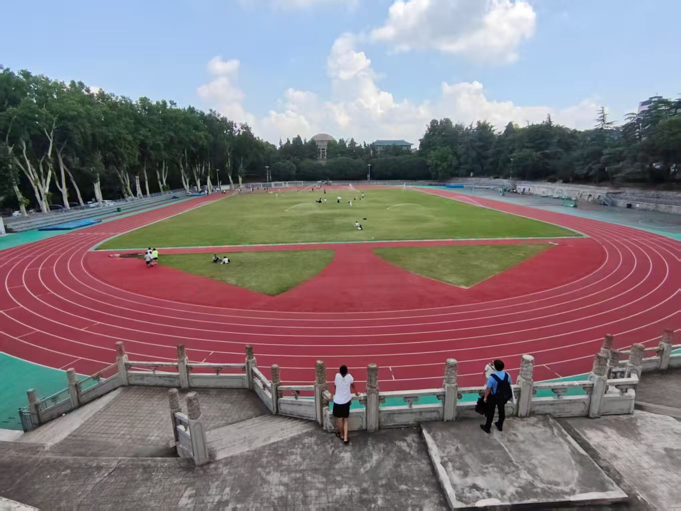 汪苏泷维权事件：以法治精神守护艺人合法权益