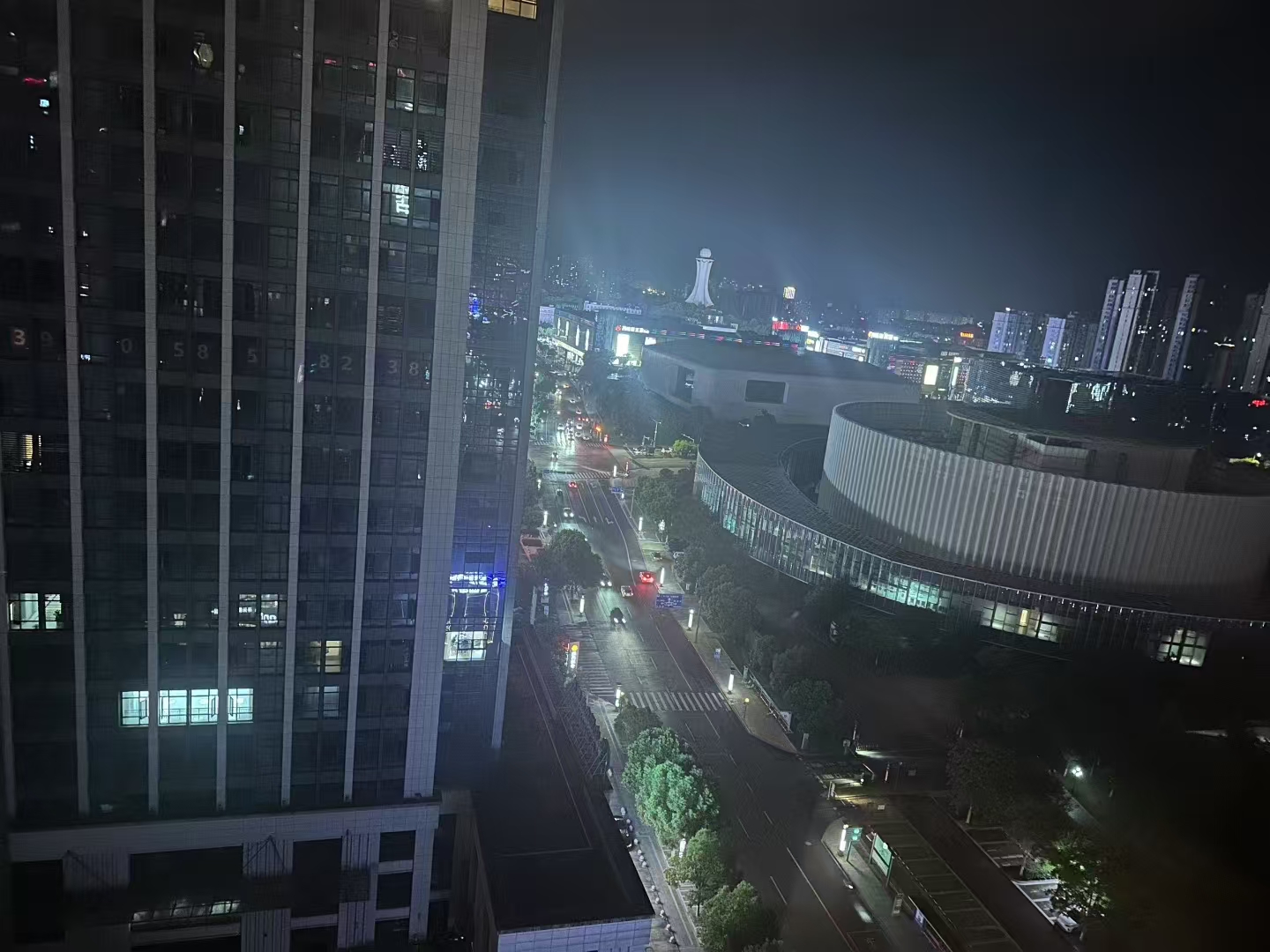 剑盾法律网：港人北上置业潮背后的法律保障与风险防范