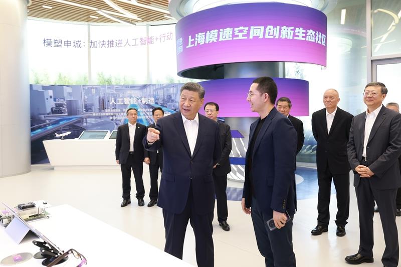 时政微观察丨集中力量办好自己的事(图4)