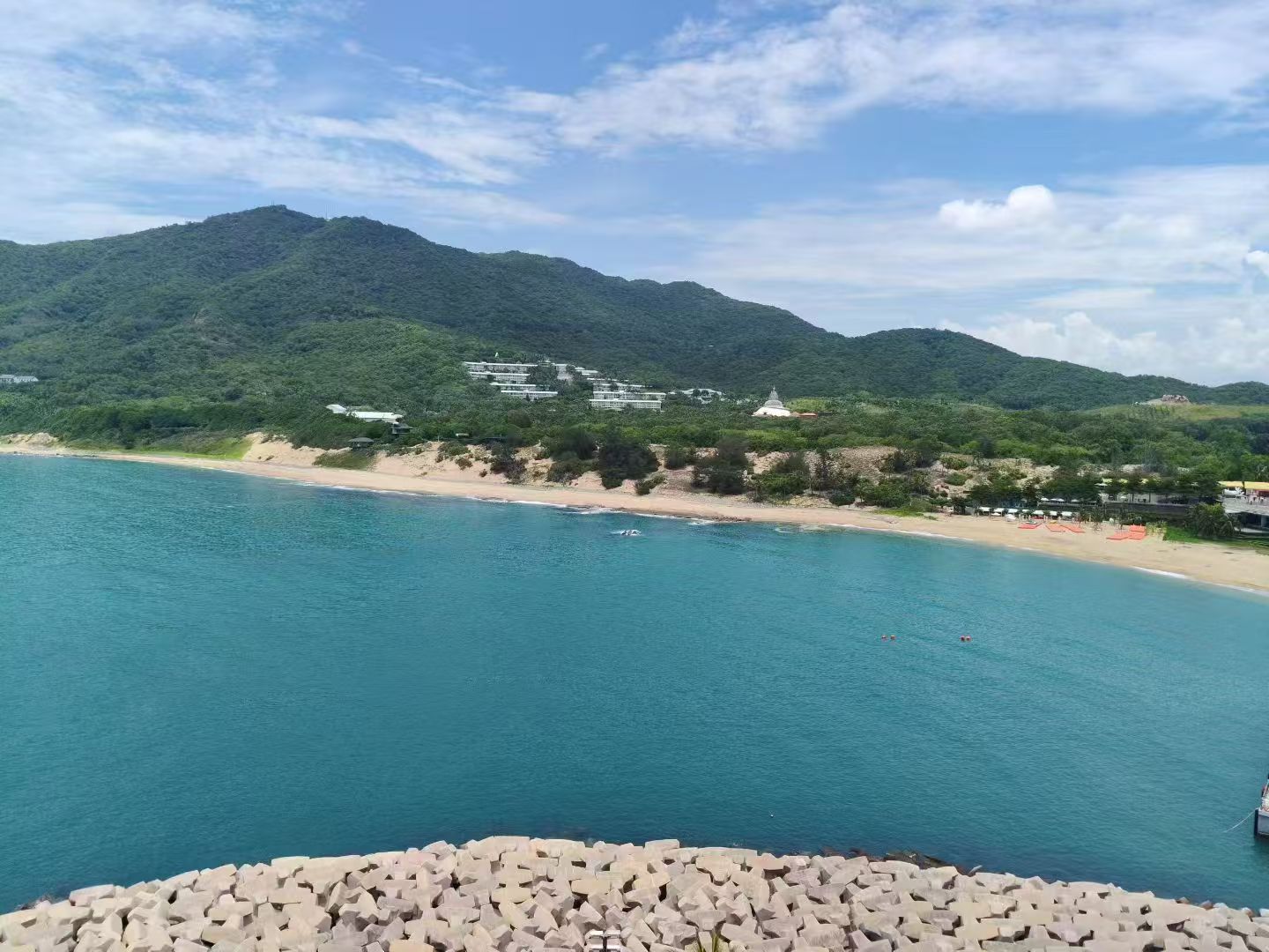 防沙治沙的中国答卷：法治护航下的生态逆袭