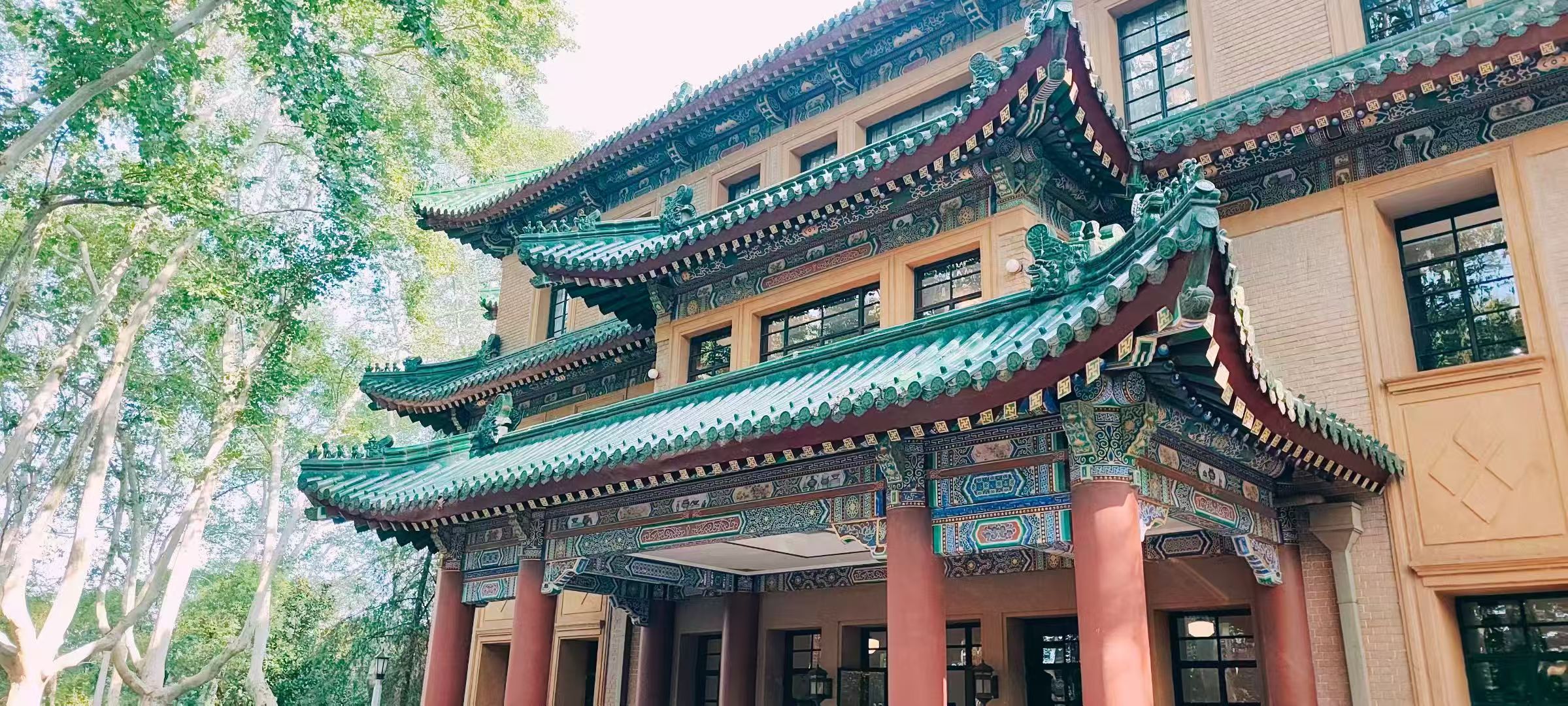 湖南一 31 岁男子地下车库遭发小杀害，家属悲痛盼严惩