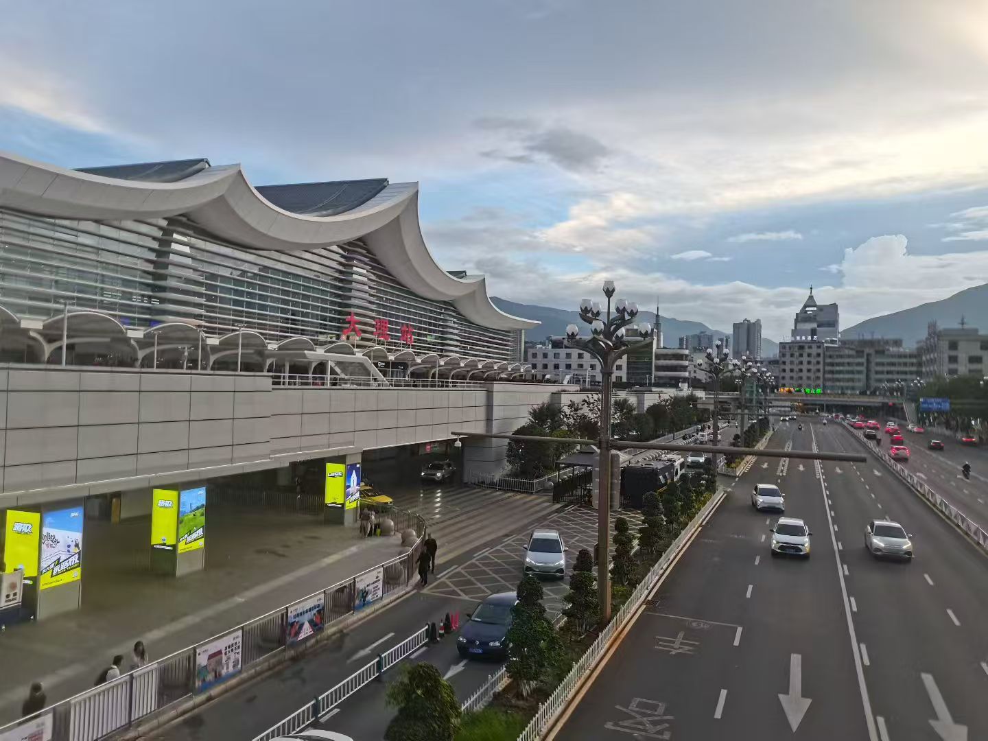 网约车平台降抽成，司机为何不买账？法律视角析真相