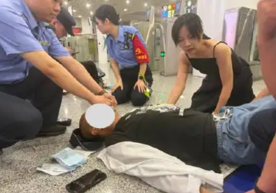 休假护士 300 秒救人：法律视角下的善举剖析