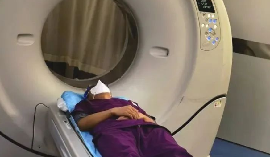 脑梗专家患脑梗敲响法律与健康警钟(图1)